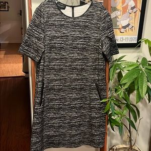 Donna Morgan Marbled Tweed Sheath with Pockets